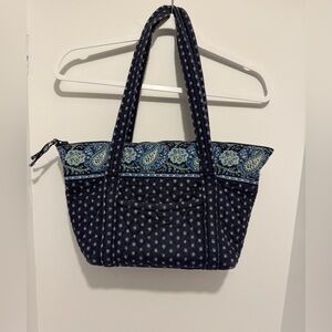 Vera Bradley Seaport Navy Paisley Medium Paddy Tote Bag Purse Retired Vintage